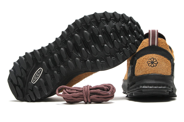 Keen - Jasper Zionic
Style # 1032645
Color : Chipmunk / Huckleberry