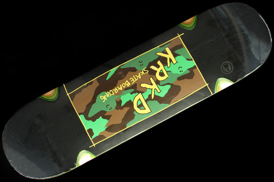 Krooked - Kamo Deck
Color : Black
Width : 8.25"