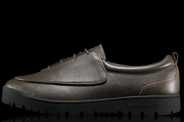 Last Resort AB - GM001
Color : Java Brown / Black