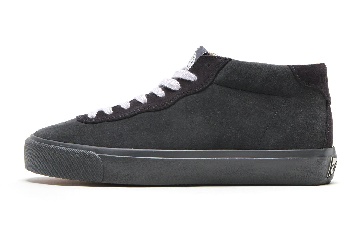 Last Resort AB - VM001 Mid
Color : Grape Magnet / Black