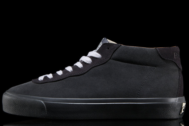 Last Resort AB - VM001 Mid
Color : Grape Magnet / Black