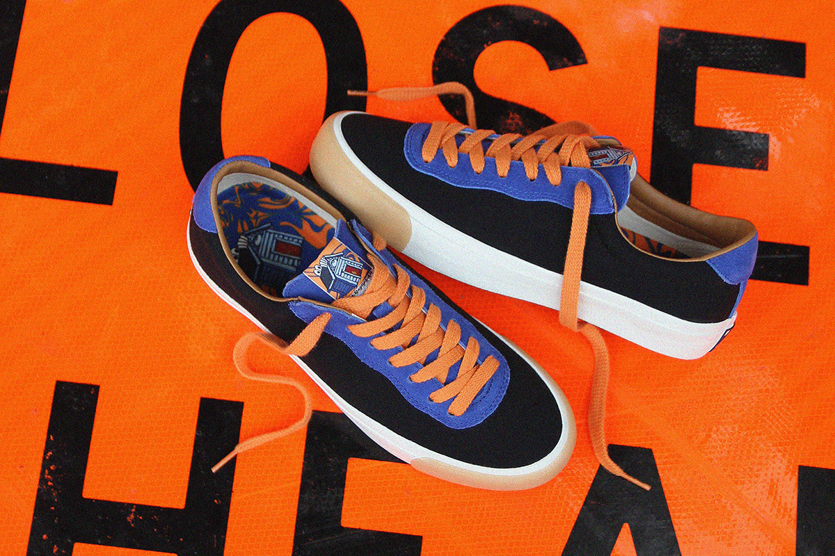 Last Resort AB - VM001 x Billy Strings
Color : Black / Royal Blue