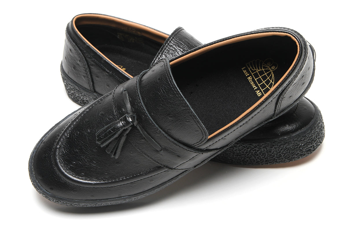 Last Resort AB - VM005 Loafer
Color : Ostrich Black / Black