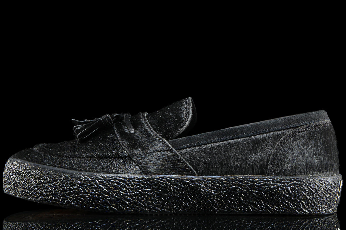 Last Resort AB - VM005 Loafer Pony Hair
Style # LR-PL-2
Color : Black