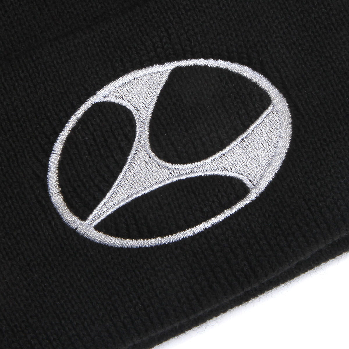 Limosine - L Logo Beanie
Color : Black