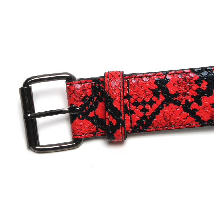 Loosey - Slither Belt
Color : Red