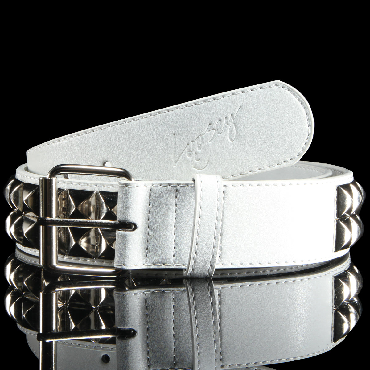 Loosey - Stud Finder Belt
Color : White