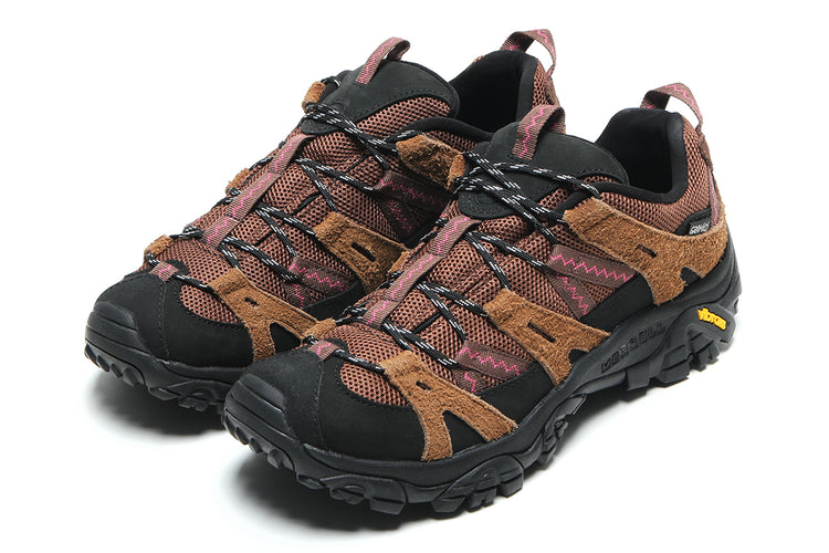 Merrell - Moab 2 Siren x Gramicci
Style # J5007705
Color : Dark Earth