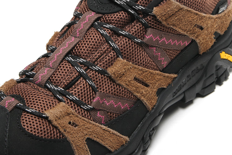 Merrell - Moab 2 Siren x Gramicci
Style # J5007705
Color : Dark Earth