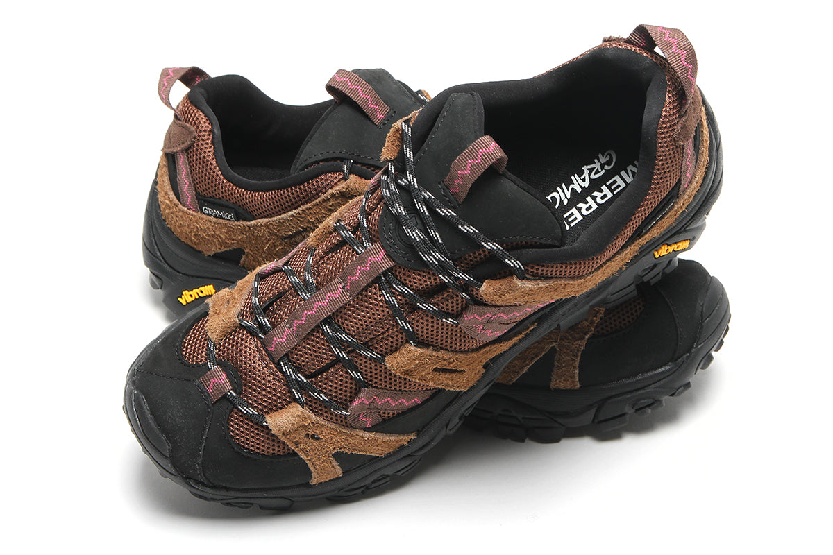 Merrell - Moab 2 Siren x Gramicci
Style # J5007705
Color : Dark Earth