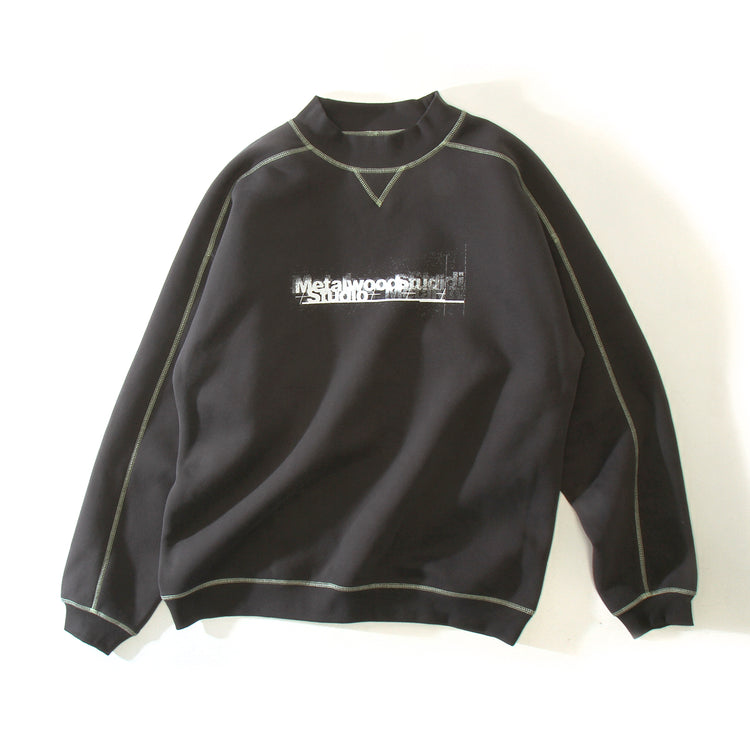 Metalwood - Contrast Stitch Mock Neck Sweatshirt
Color : Grey