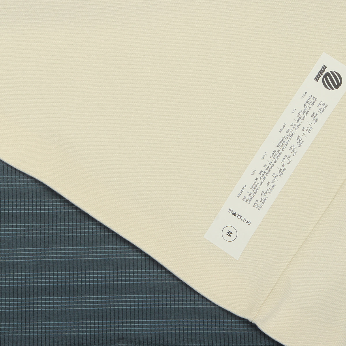 Metalwood - Dual Face Reversible T-Shirt
Color : Bone