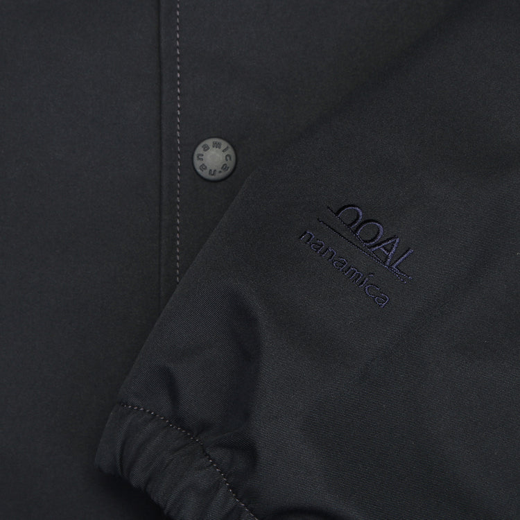 Nanamíca | 2L Gore-Tex Coach Jacket
Color : Navy