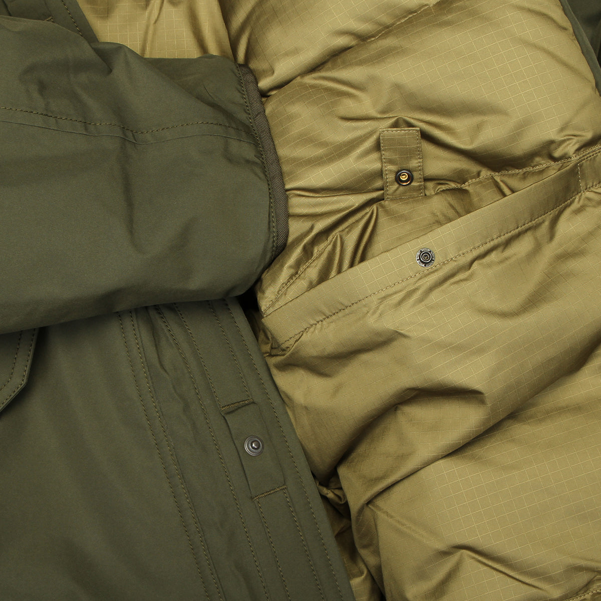 Nanamíca | Gore-Tex Down Coat
Color : Khaki Green