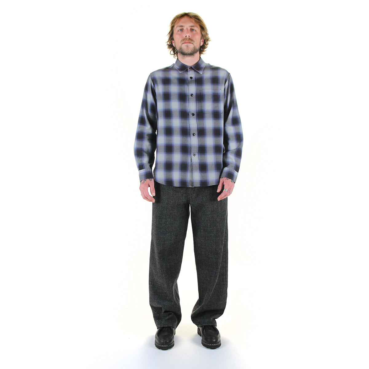 Nanamica - Selvage Denim Pants
Style # S25SC083U
Color : Black