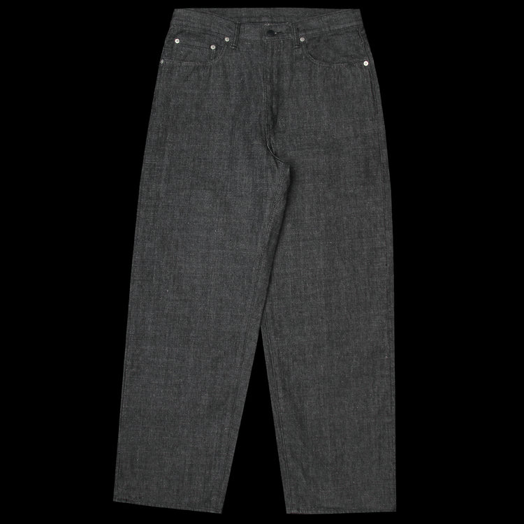 Nanamica - Selvage Denim Pants
Style # S25SC083U
Color : Black