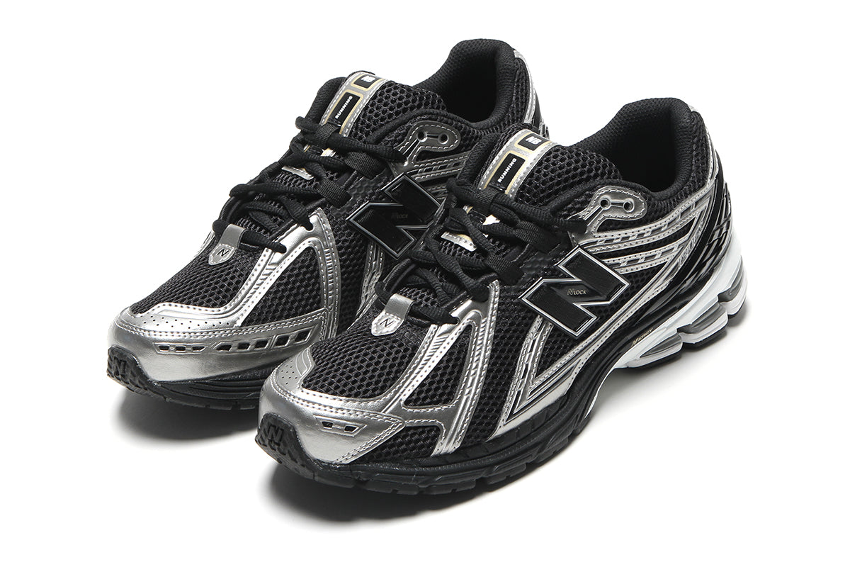 New Balance - 1906R
Style # U1906RCF
Color : Black / Dark Silver Metallic / Gold Metallic