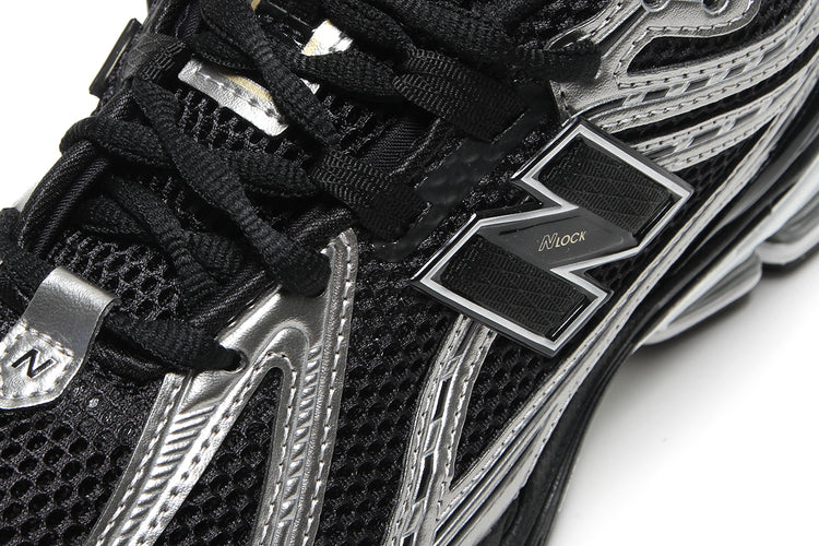 New Balance - 1906R
Style # U1906RCF
Color : Black / Dark Silver Metallic / Gold Metallic