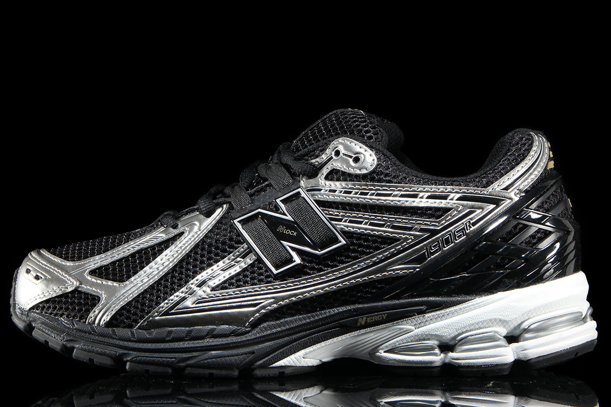 New Balance - 1906R
Style # U1906RCF
Color : Black / Dark Silver Metallic / Gold Metallic