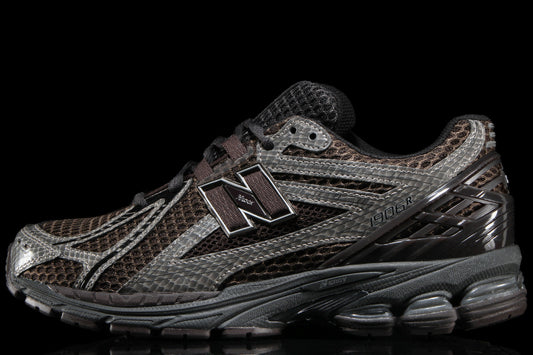 New Balance - 1906R
Style # U19062NQ
Color : Thunder Brown / Black