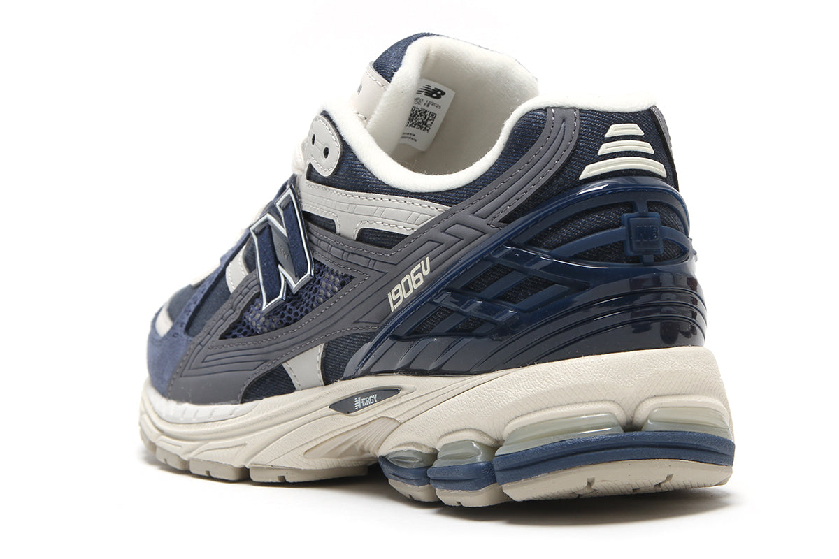 New Balance - 1906 Utility
Style # U19064UM
Color : Navy / Timberwolf