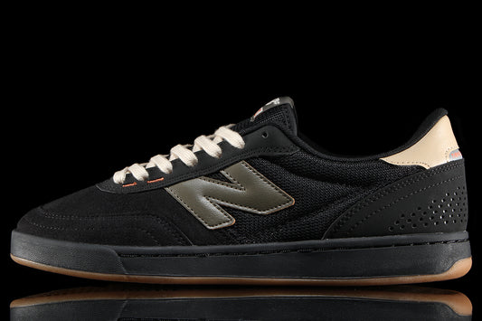 New Balance Numeric | 440 V2 Black / Olive