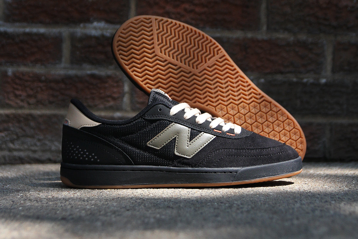 New Balance Numeric | 440 V2 Black / Olive