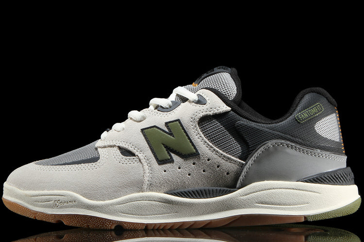 New Balance Numeric - 1010
Style # UN1010B
Color : Sea Salt / Dark Olivine