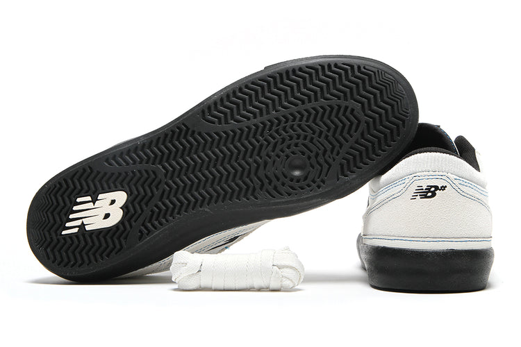 New Balance Numeric - 417 Low
Style # UN417LCR
Color : Sea Salt / Black