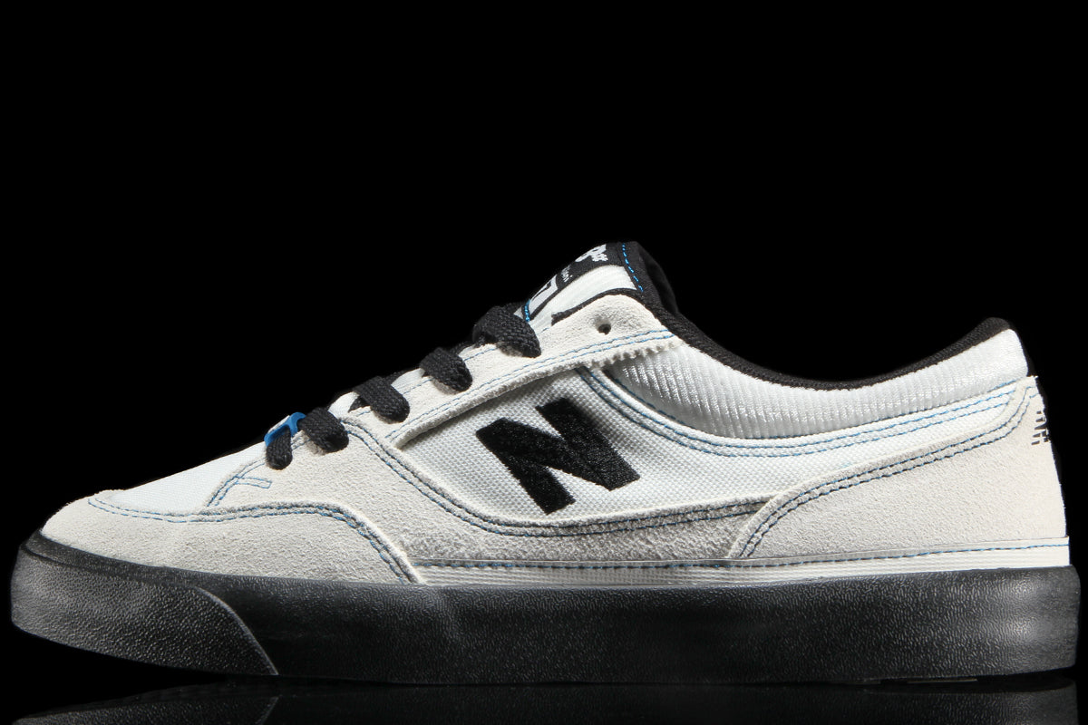 New Balance Numeric - 417 Low
Style # UN417LCR
Color : Sea Salt / Black