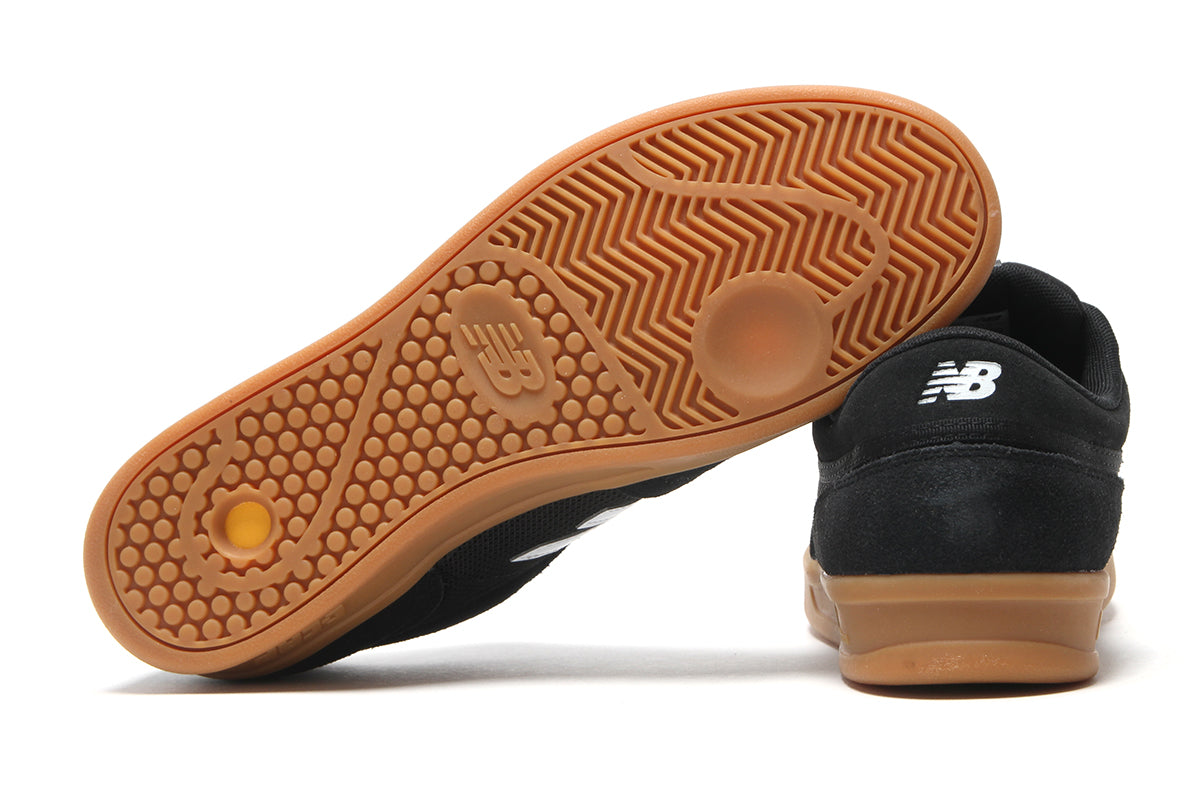 New Balance Numeric - 430
Style # NM430BLG
Color : Black / White / Gum