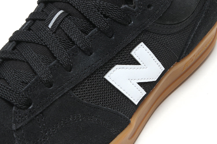 New Balance Numeric - 430
Style # NM430BLG
Color : Black / White / Gum