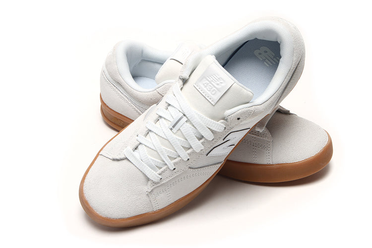 New Balance Numeric - 430
Style # NM430SSG
Color : Sea Salt / Gum