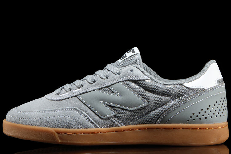 New Balance Numeric - 440v2 Low
Style # UN440GGM
Color : Bayberry / White