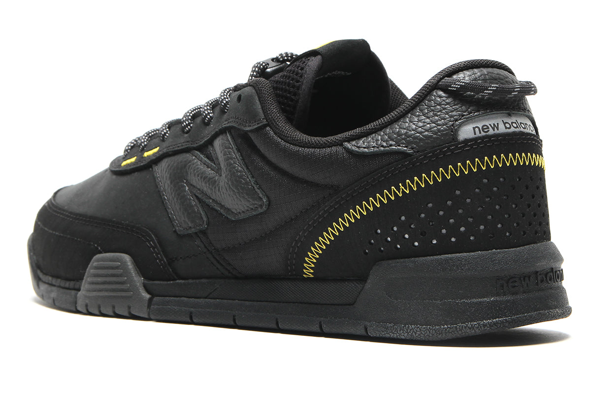 New Balance Numeric - 440Wv2 Wide
Style # UN440WAB
Color : Black / Happy Yellow