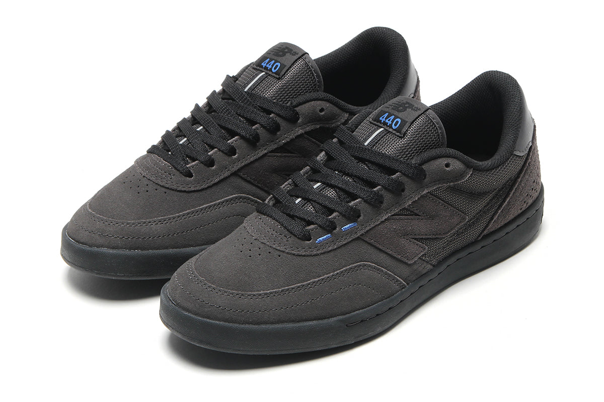 New Balance Numeric - 440 V2
Style # NM440WD2
Color : Black Cement / Black