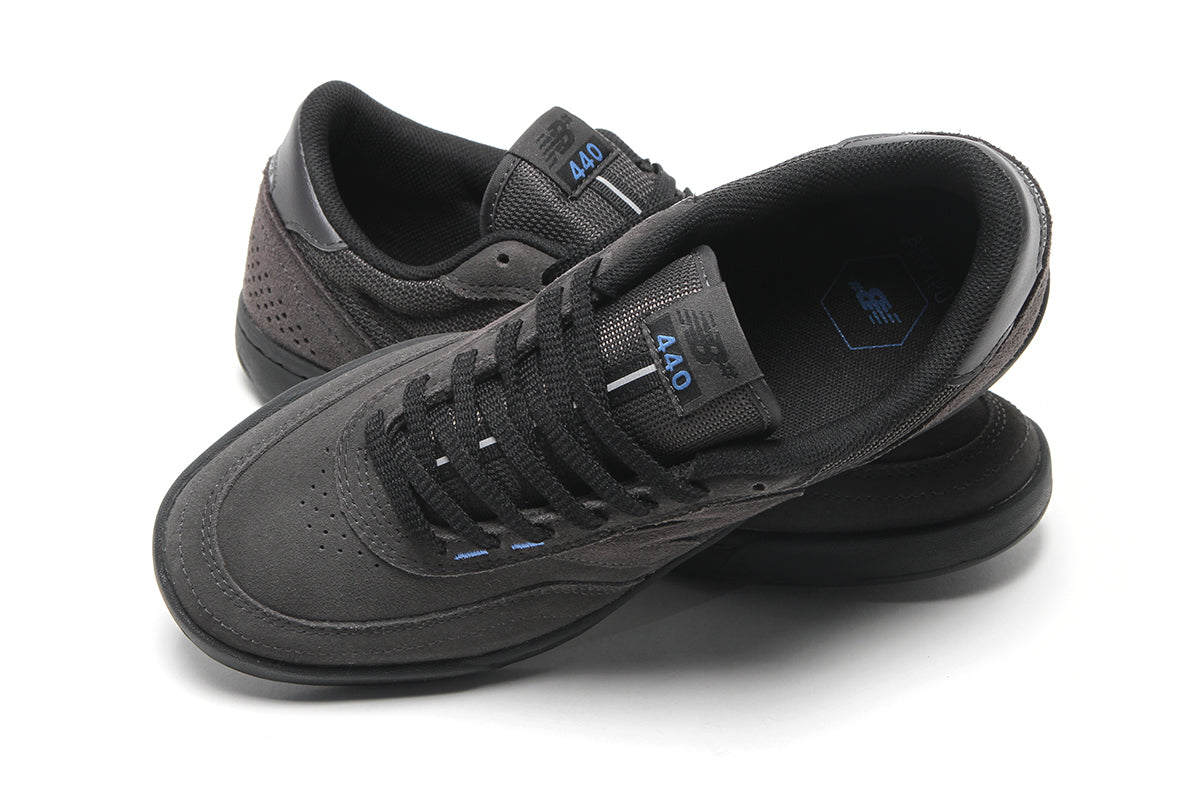 New Balance Numeric - 440 V2
Style # NM440WD2
Color : Black Cement / Black