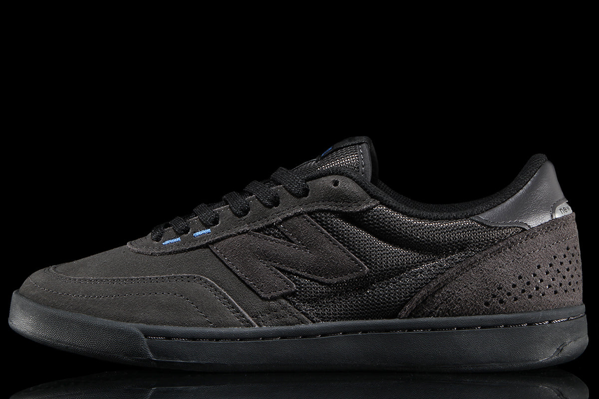 New Balance Numeric - 440 V2
Style # NM440WD2
Color : Black Cement / Black