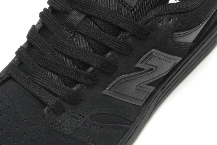 New Balance Numeric - 480 Wide
Style # UN480BST
Color : Black