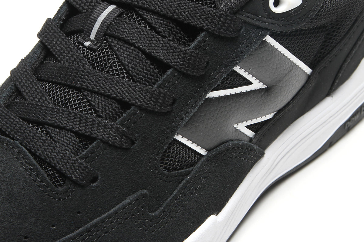 New Balance Numeric - 808 Lite
Style # NM808LBW
Color : Black / White