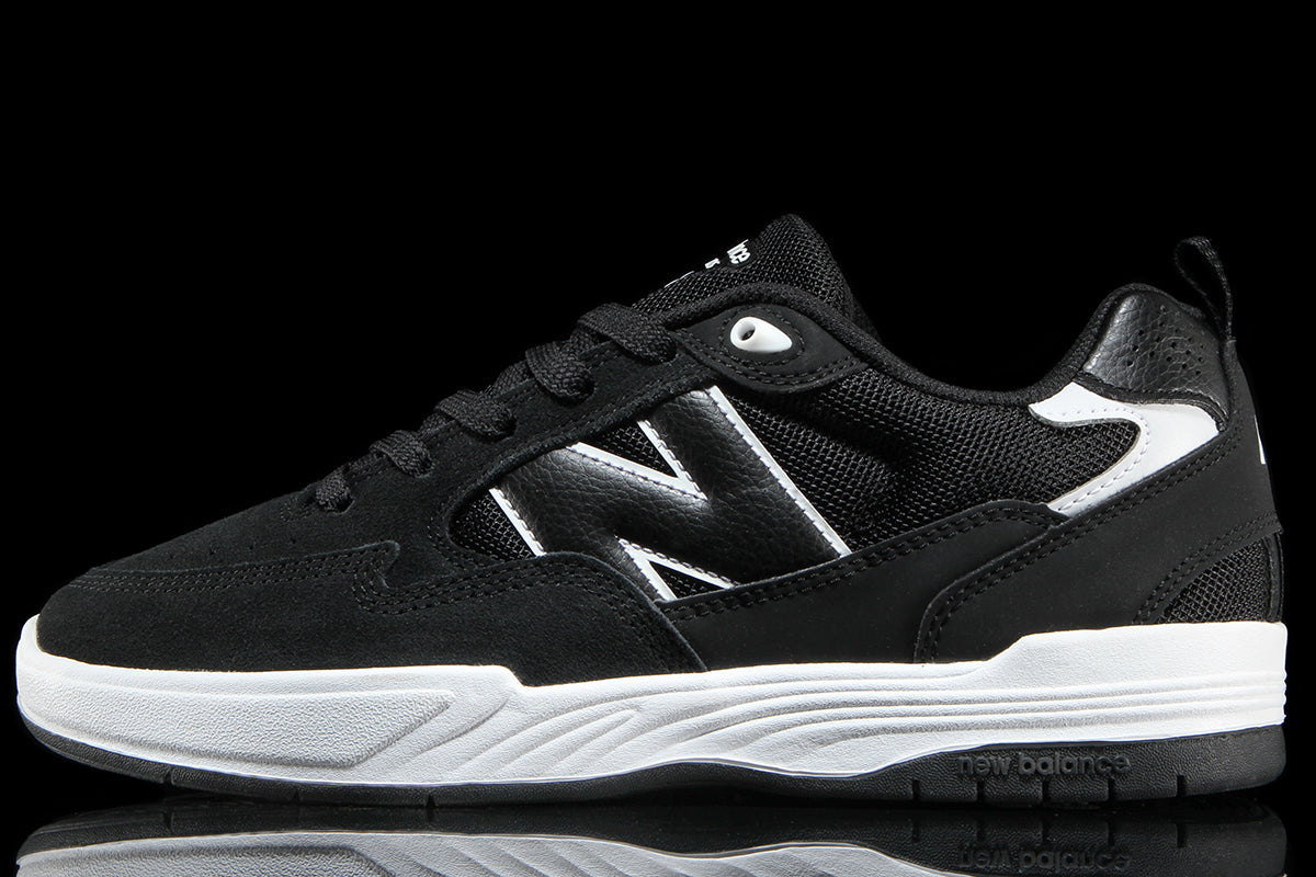 New Balance Numeric - 808 Lite
Style # NM808LBW
Color : Black / White