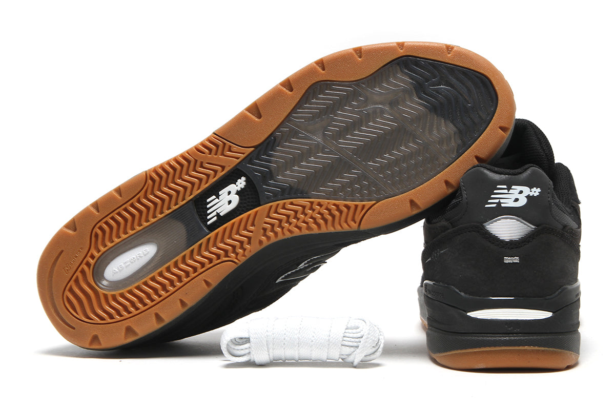 New Balance Numeric - 933
Style # NM933NAP
Color : Black