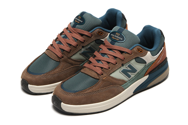 New Balance Numeric - 933
Style # NM933ORI
Color : Mushroom / New Spruce