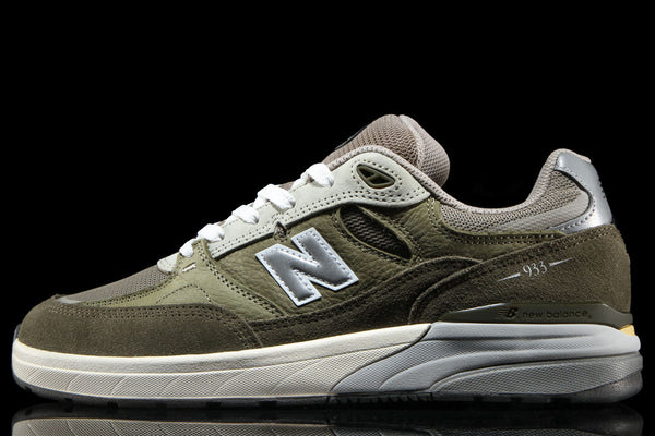 【T3993】ウォウ,イズ・ミー/Number[s] newbalancenumeric933reynoldsJL