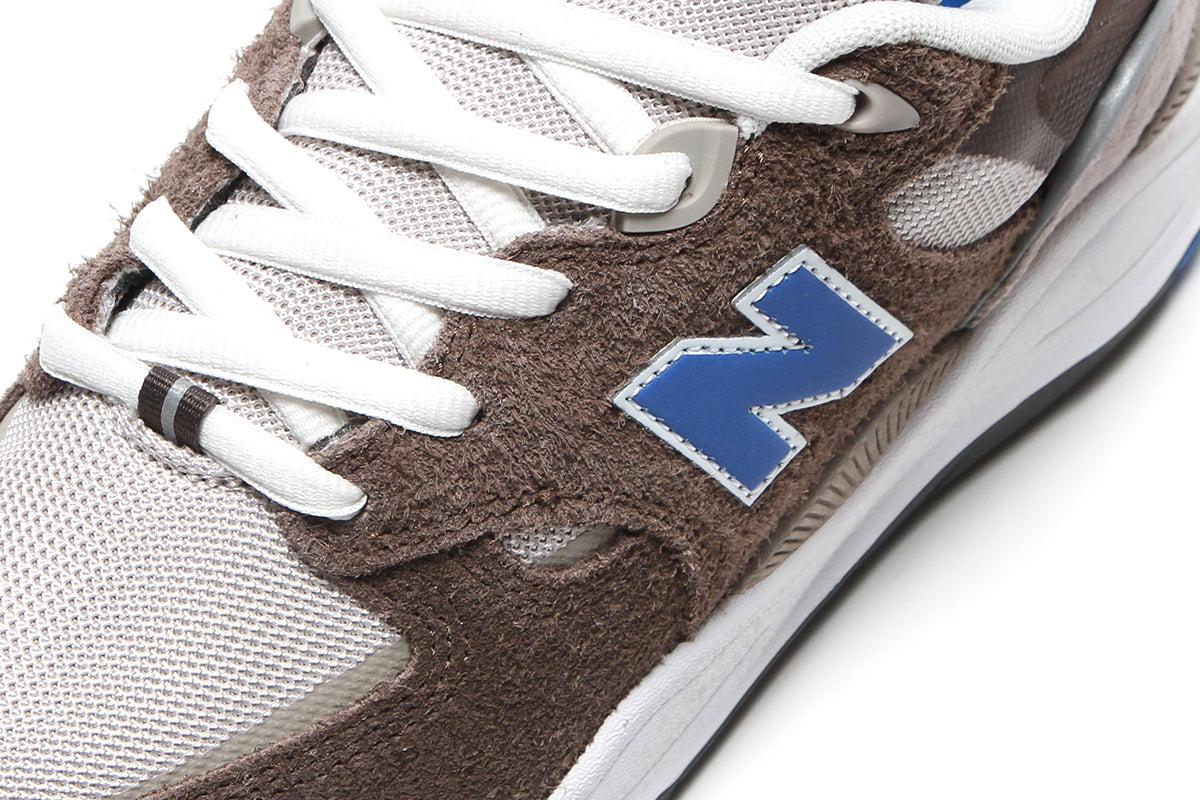 New Balance Numeric | 1010
Style # NM1010SV
Color : Grey / Blue