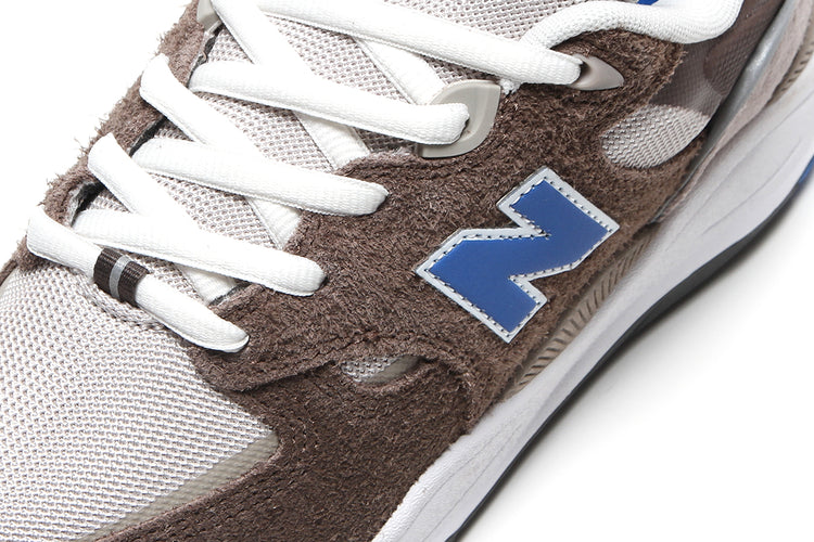 New Balance Numeric | 1010
Style # NM1010SV
Color : Grey / Blue