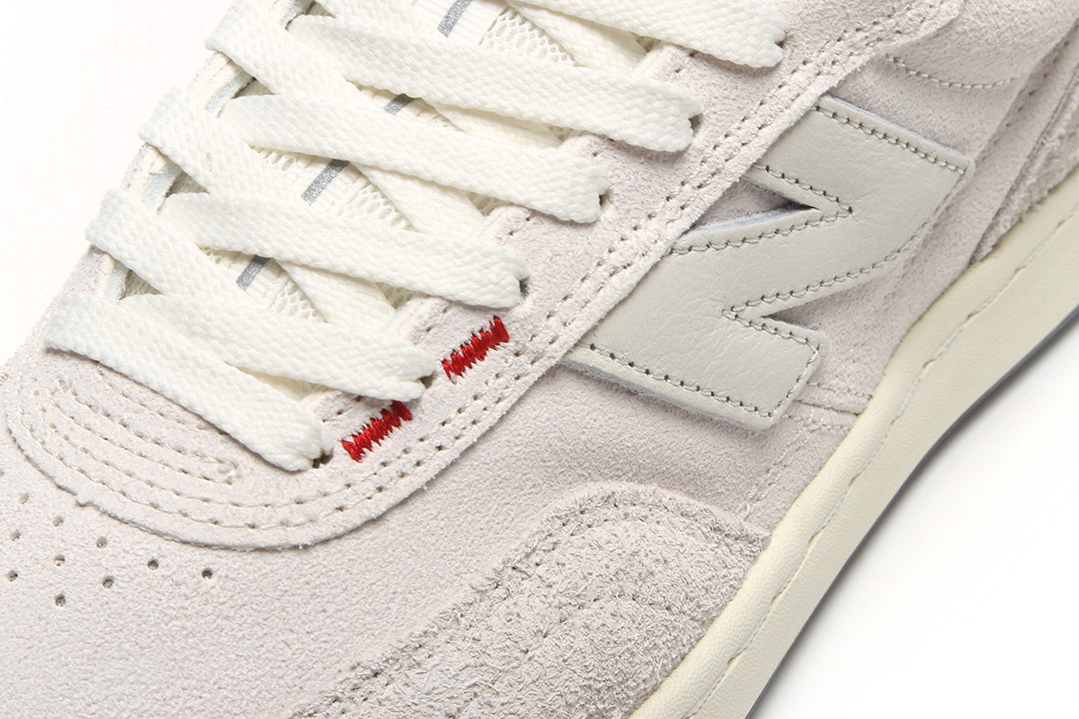 New Balance Numeric - 440v2 x Challenger
Style # NM440CH2
Color : Sea Salt