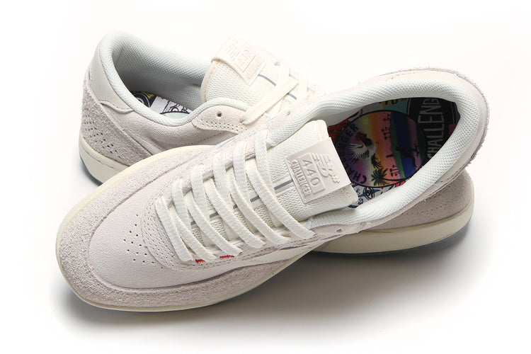 New Balance Numeric - 440v2 x Challenger
Style # NM440CH2
Color : Sea Salt