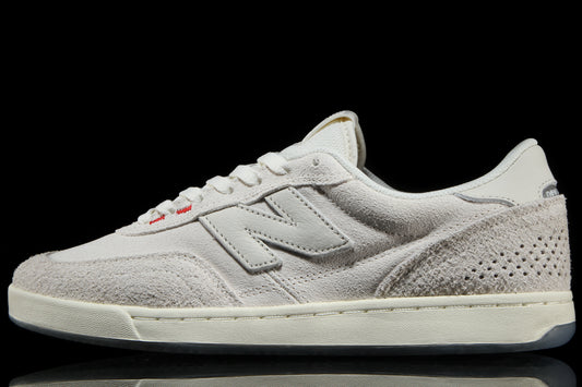 New Balance Numeric - 440v2 x Challenger
Style # NM440CH2
Color : Sea Salt