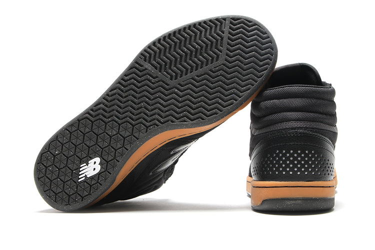 New Balance Numeric - 440 High V2
Style # NM440HZ2
Color : Black / Gum
